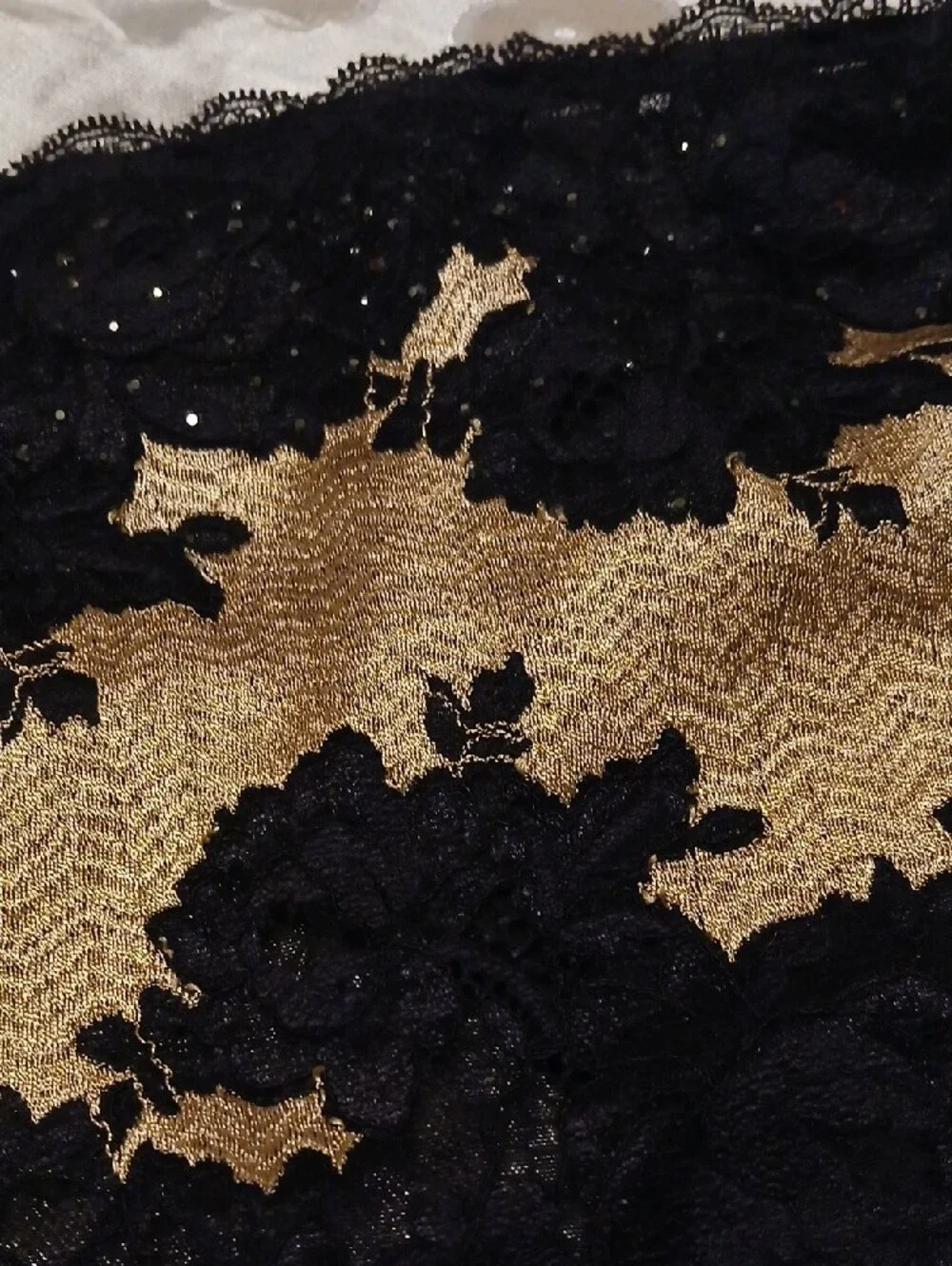Victorias Secret Black Lace Garter Belt with Gold Underlay - Picture 2 of 7